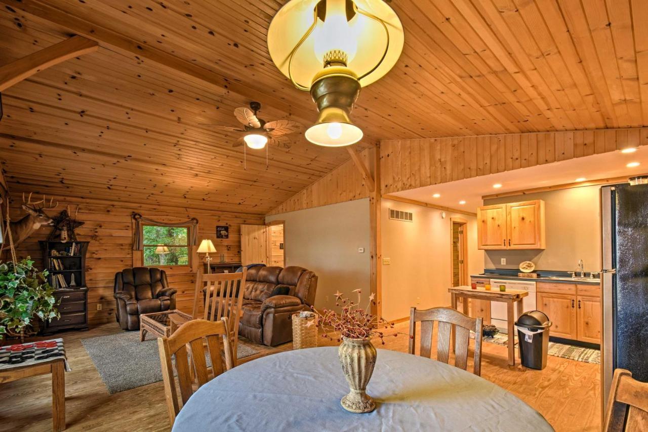 Cozy Amish Country Cabin On Shipshewana Lake! Εξωτερικό φωτογραφία