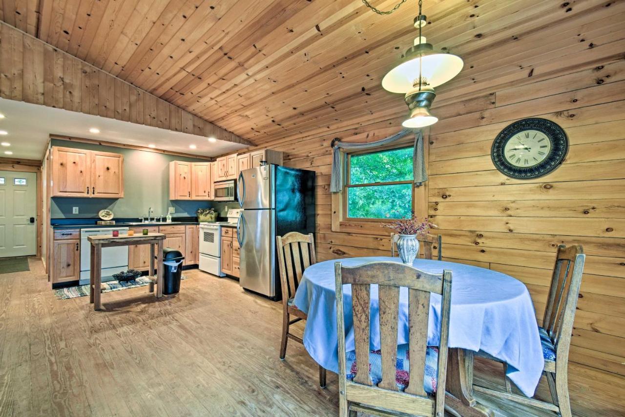 Cozy Amish Country Cabin On Shipshewana Lake! Εξωτερικό φωτογραφία
