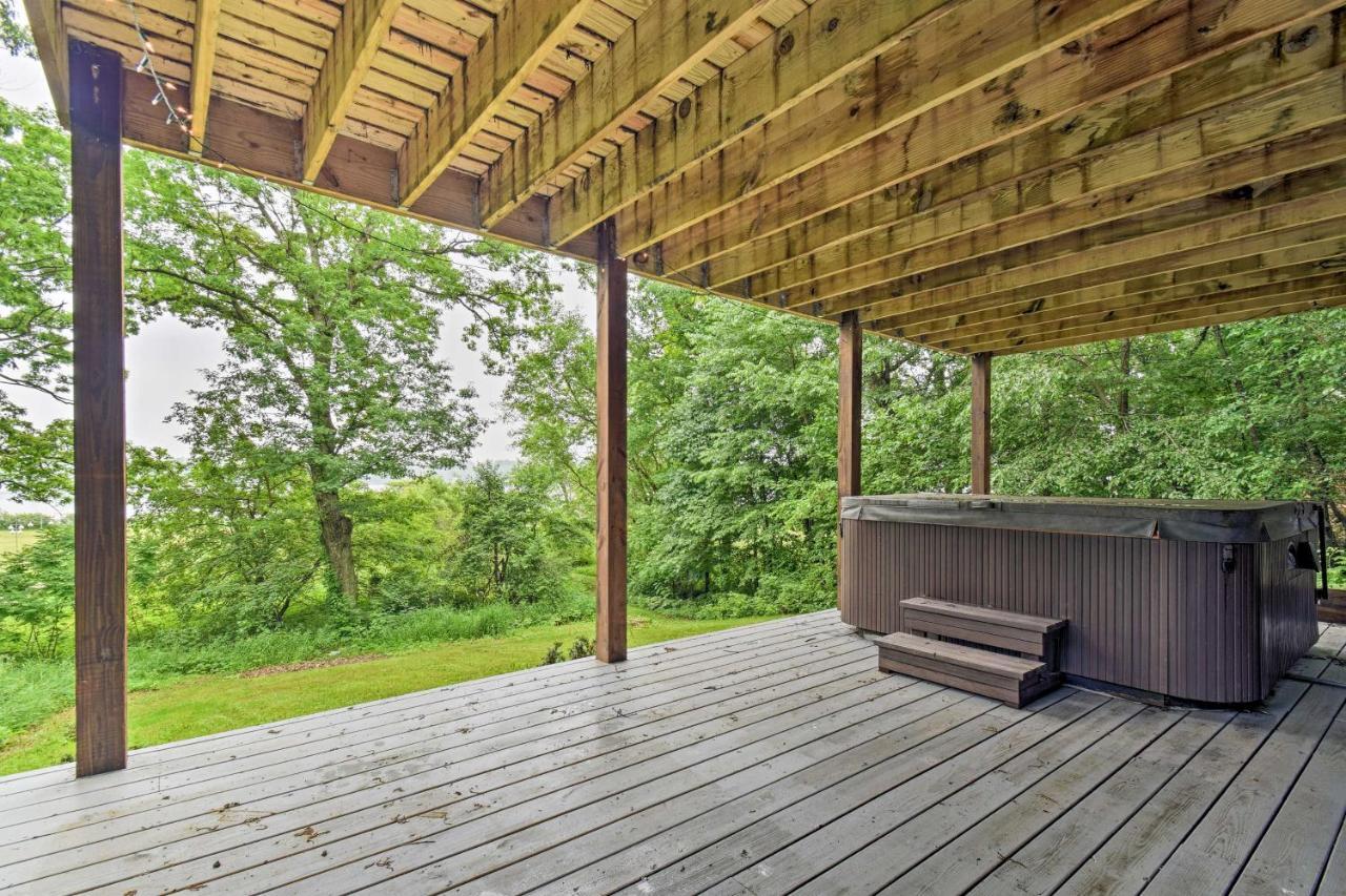 Cozy Amish Country Cabin On Shipshewana Lake! Εξωτερικό φωτογραφία